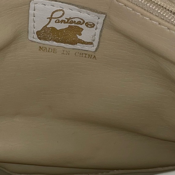 Pantera round black & white handbag - Picture 6 of 9